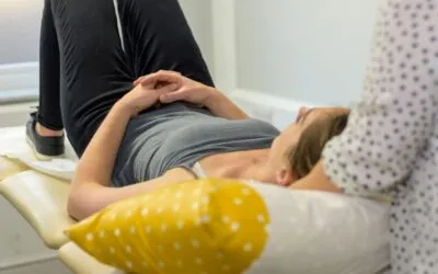 Is Osteopathy or Physiotherapy right for me?